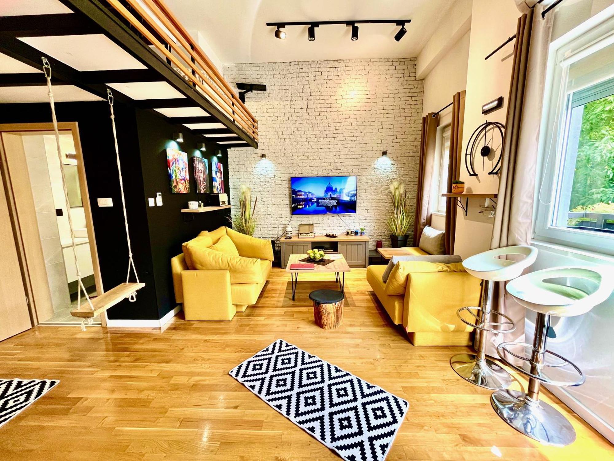 Lifestyle Gallery