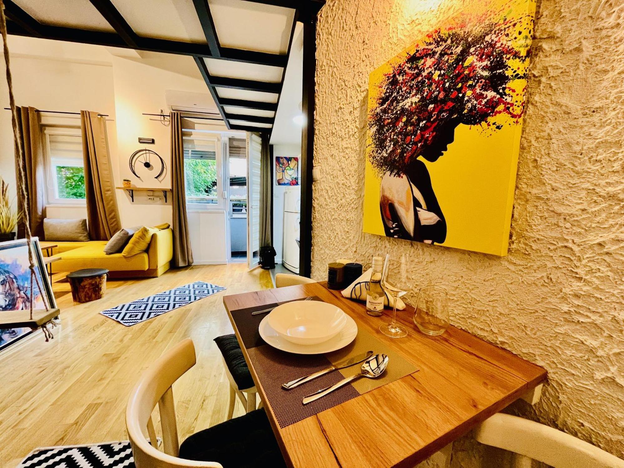 Lifestyle Gallery